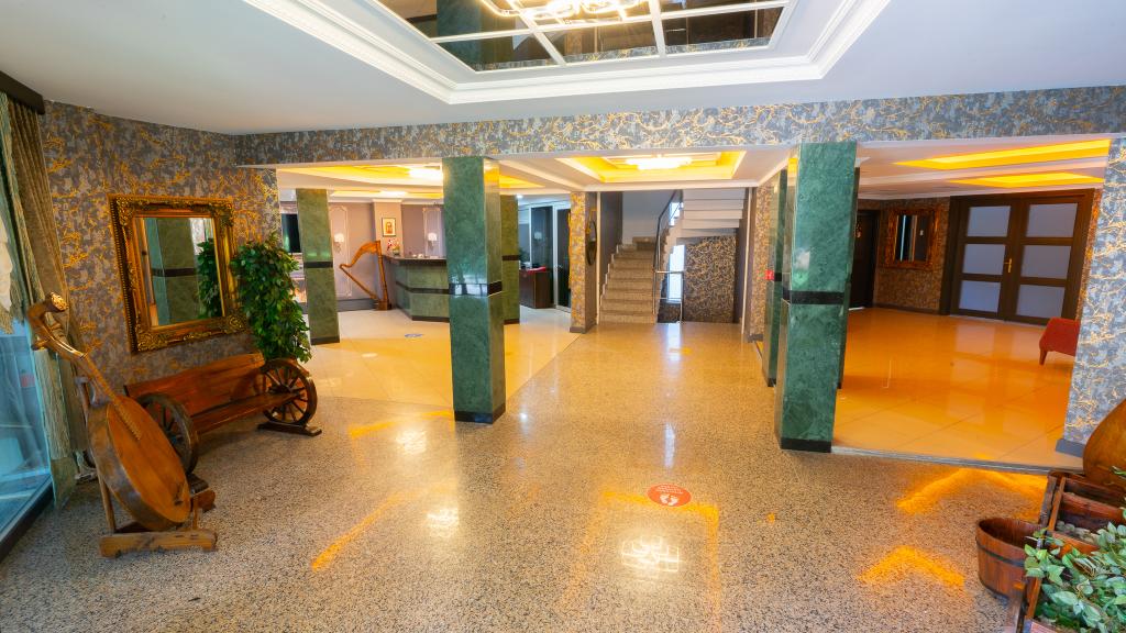 Gardan Hotel