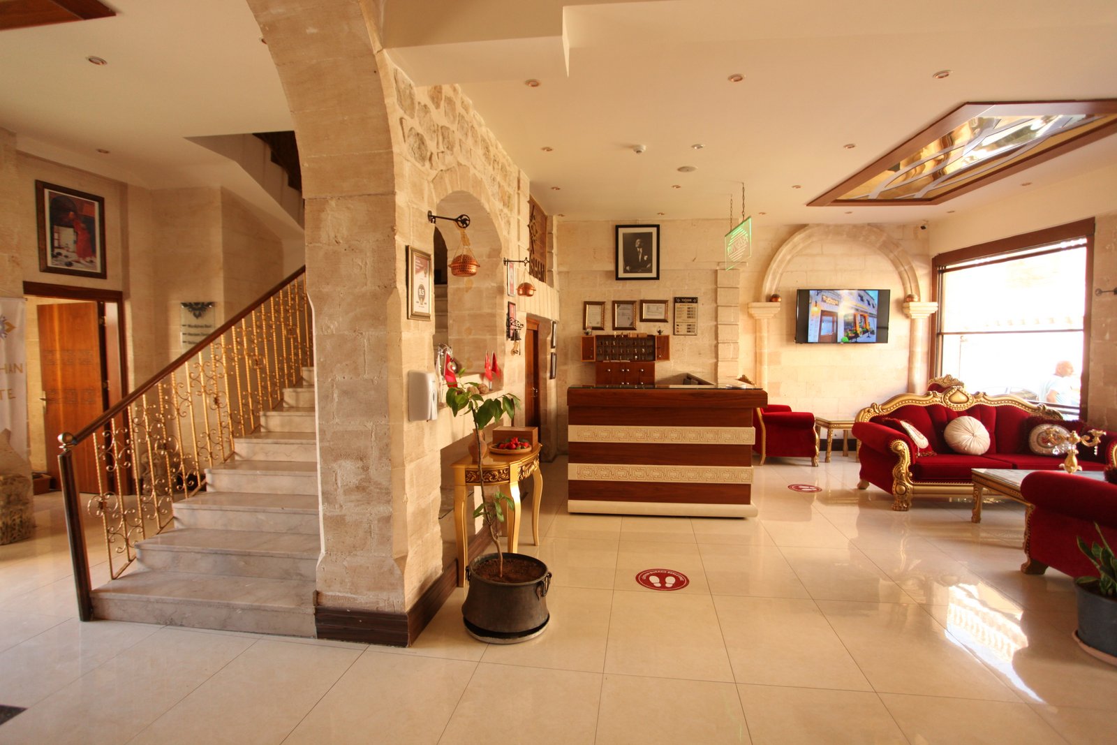 Tuğhan Hotel