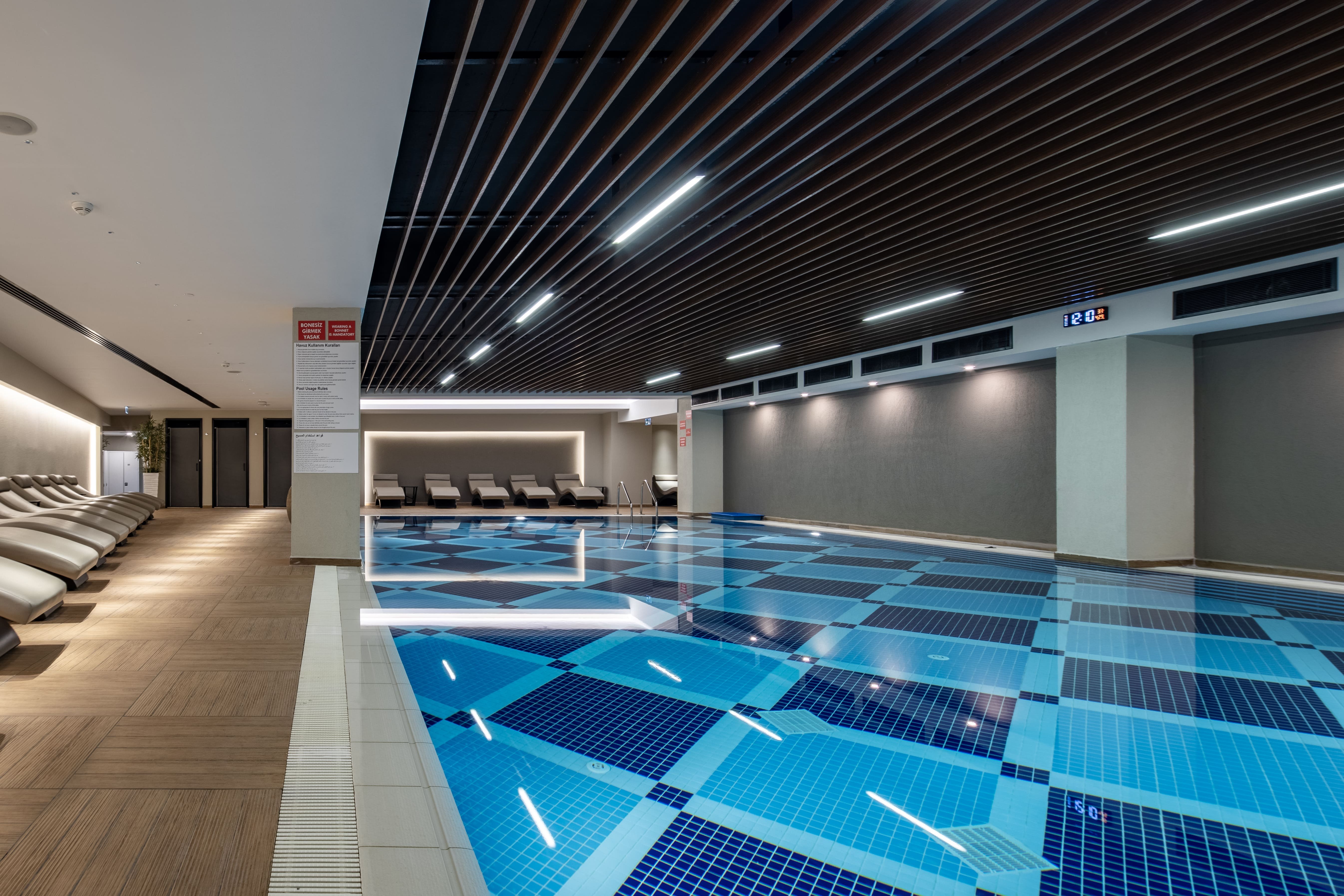 Grand Harilton Hotel · 47