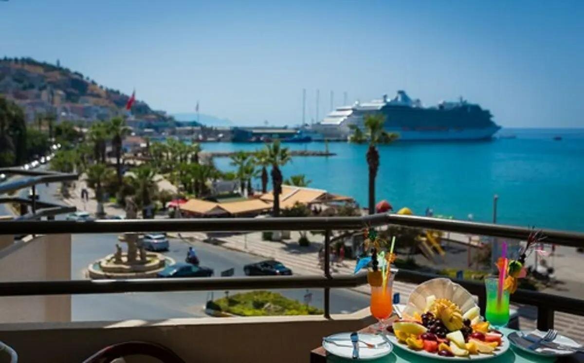 Derici Hotel Kuşadası · 25