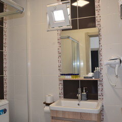 Parli Hotel Rezervasyon