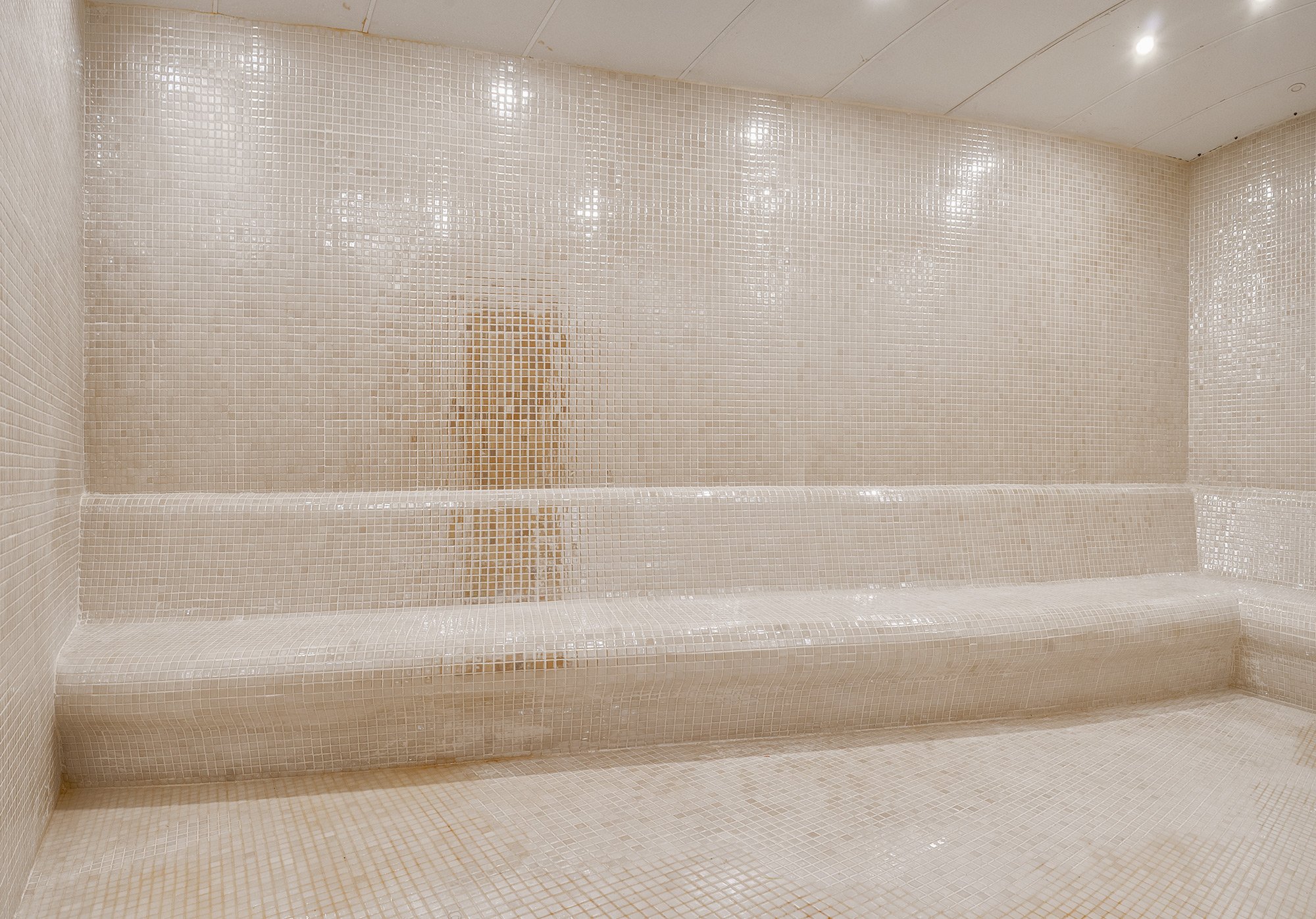 TNR Otel & Spa · 4