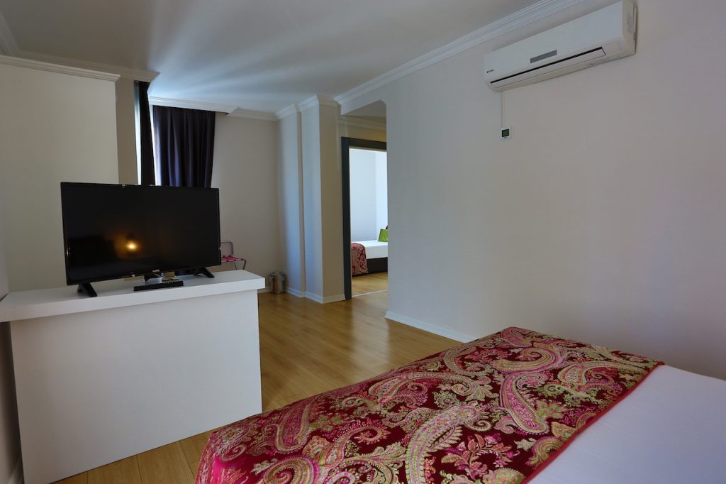 Azuu Boutique Hotel