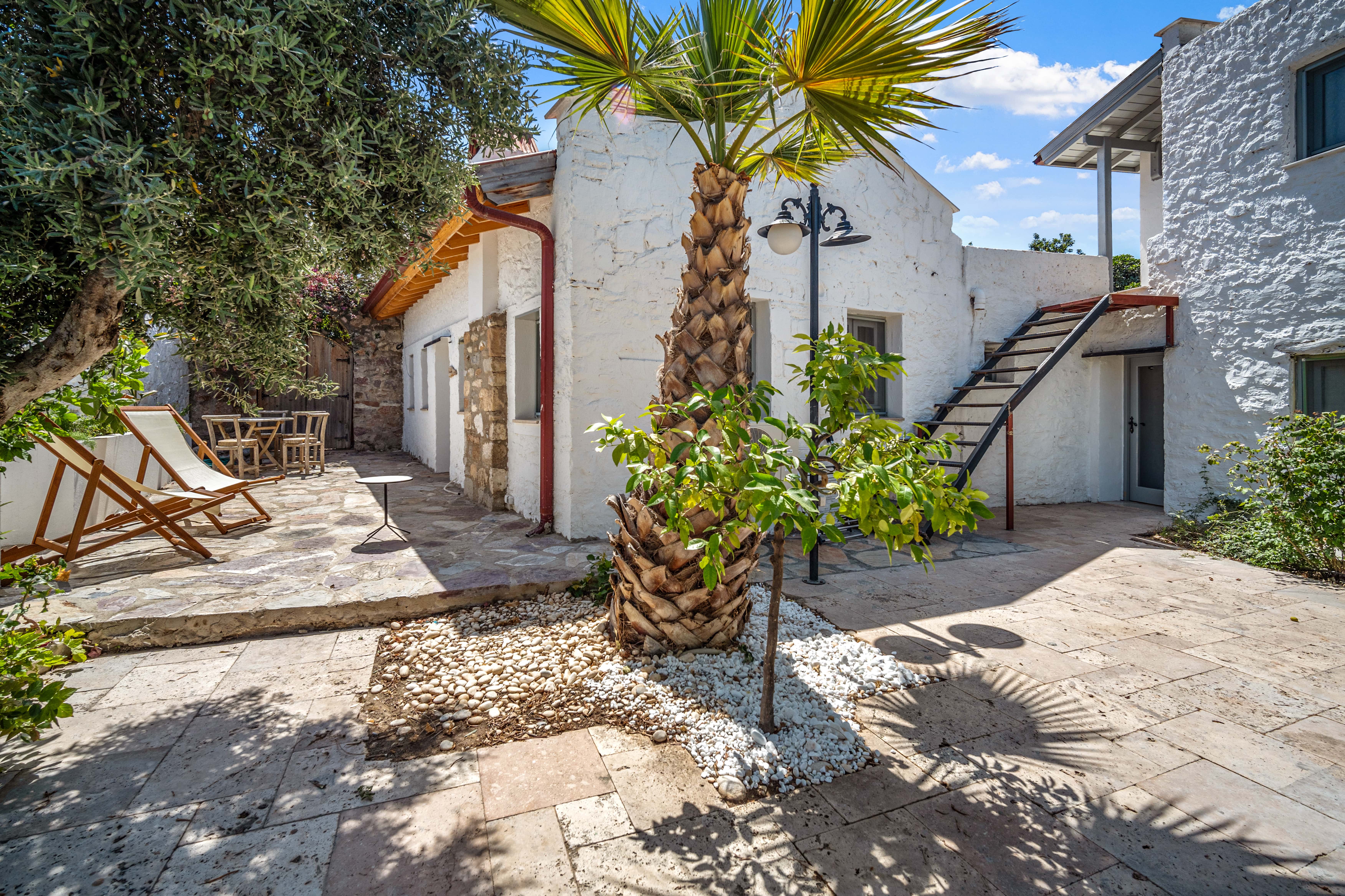Kaya Guest House