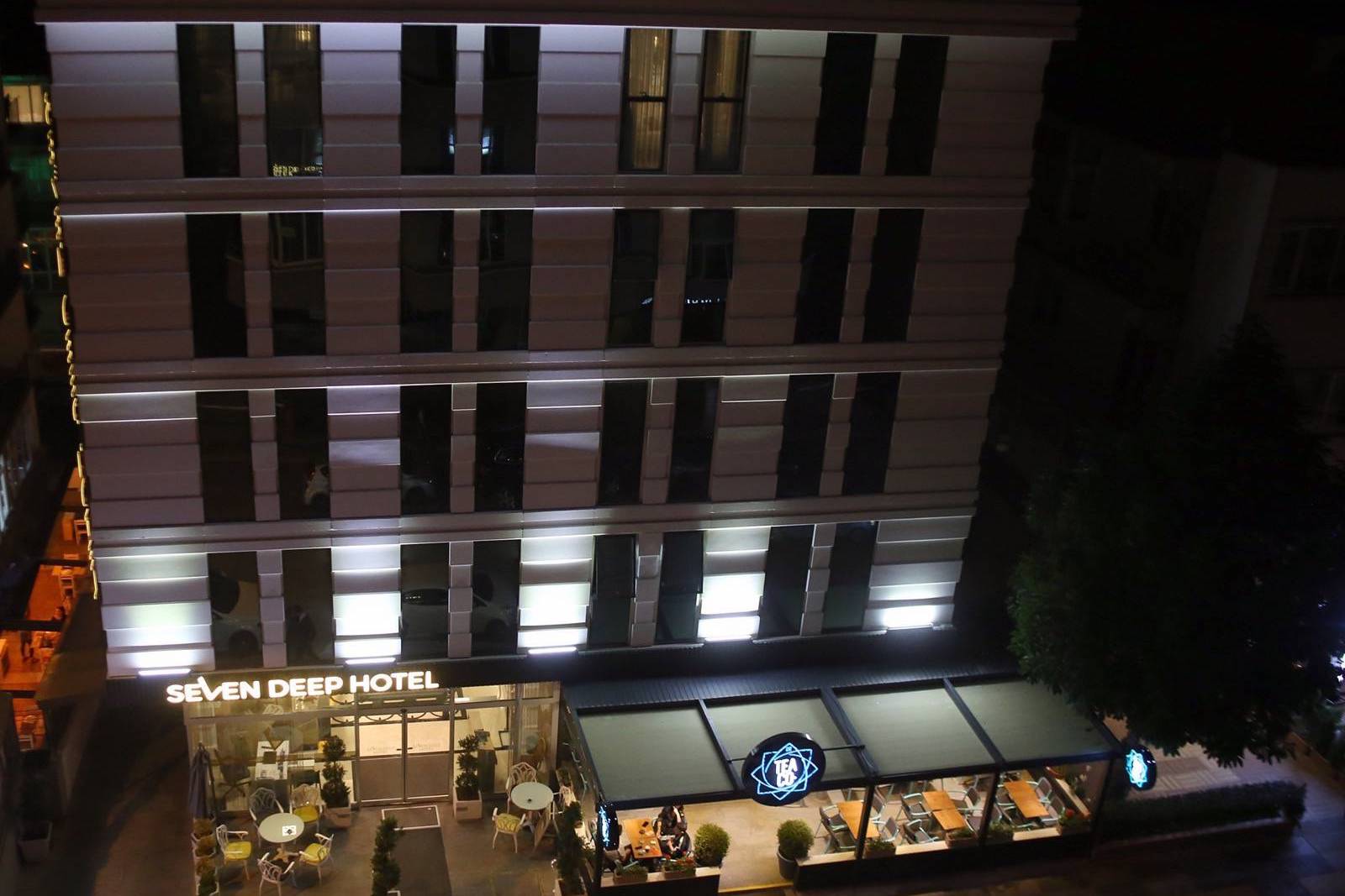 Seven Deep Hotel