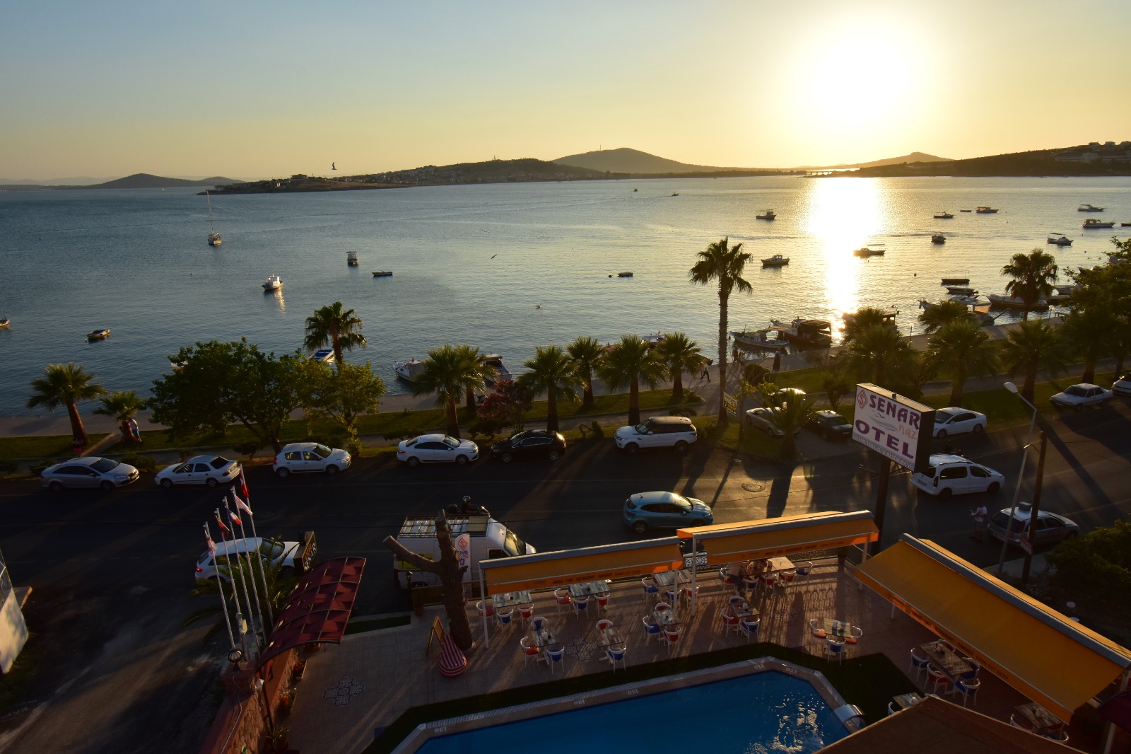 Senar Naz Hotel