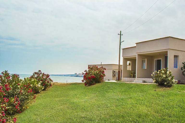 Queenaba Beach Club