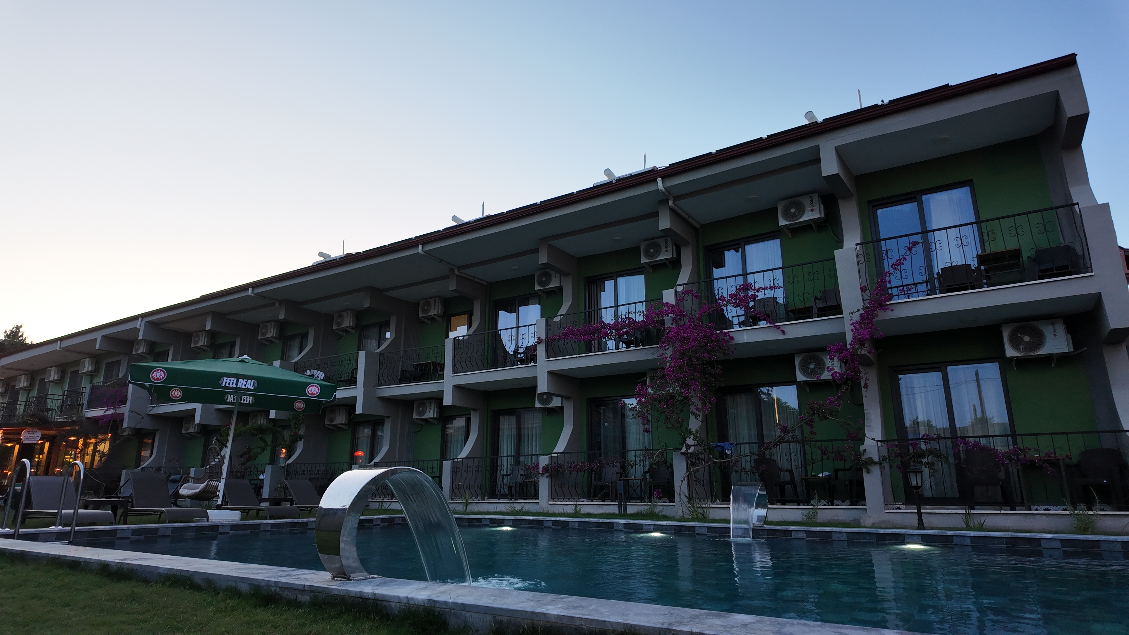 Smyrna Hotel