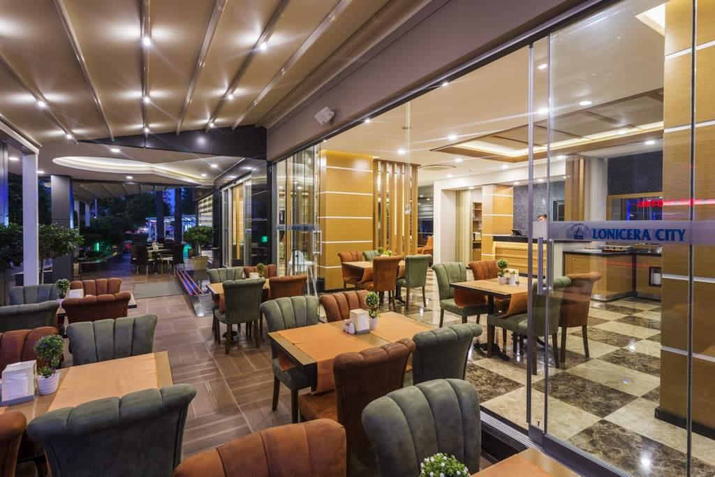 Lonicera City Kleopatra Hotel