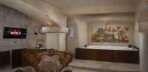 202 Queen Suite Jakuzili Hamamlı Görseli