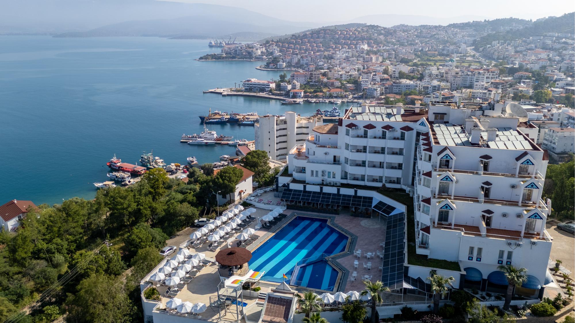 Roseira Beach Resort