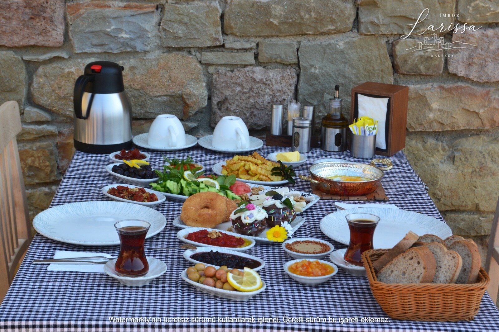 İmroz Larissa