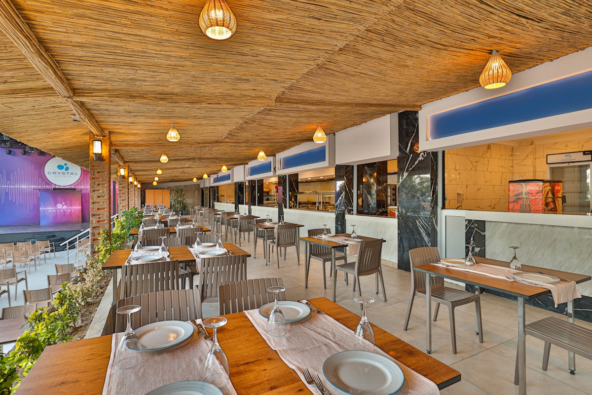 Eos Beach Resort (Ex. Crystal Land Of Paradise)