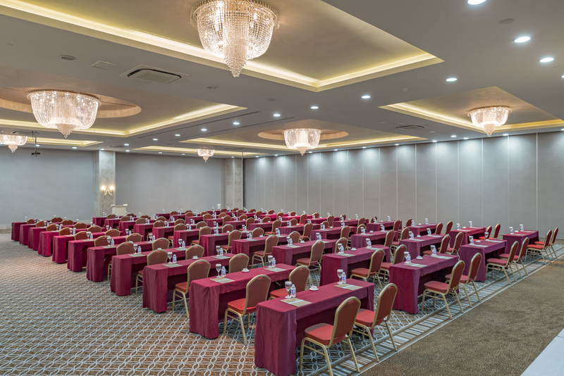 Royal Holiday Palace