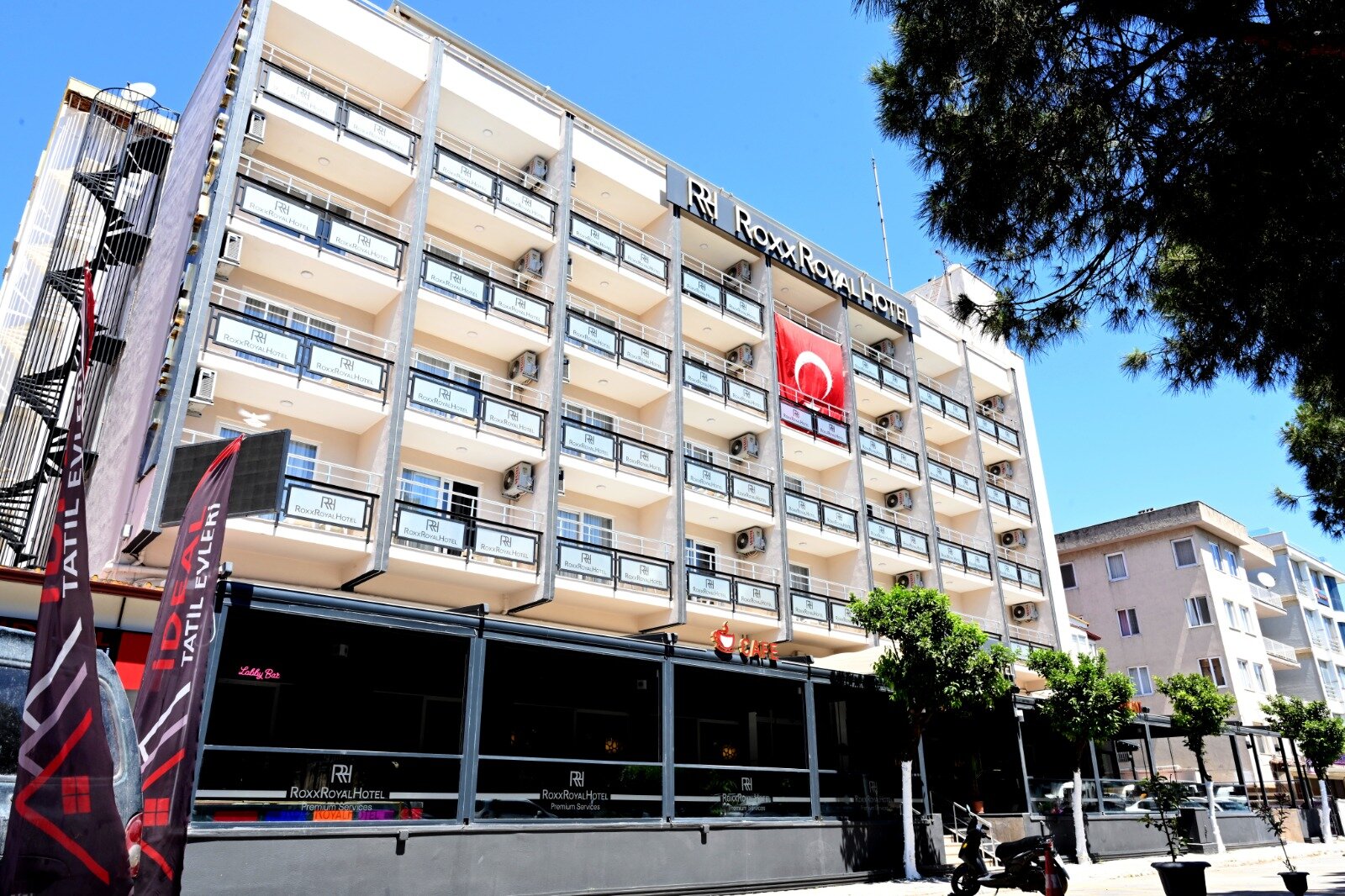 Roxx Royal Hotel · 25