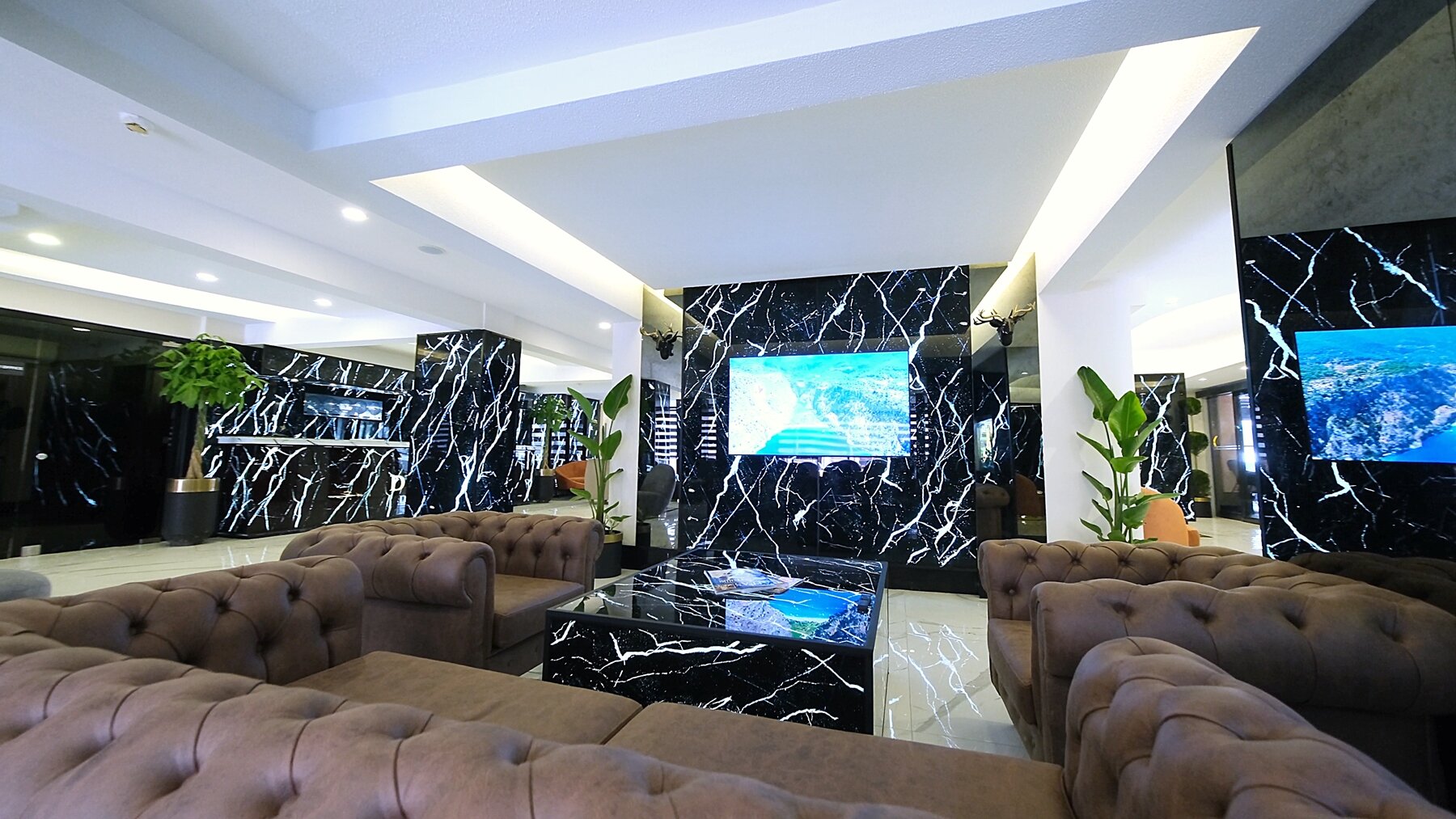 Duqqan Deluxe Hotel · 9