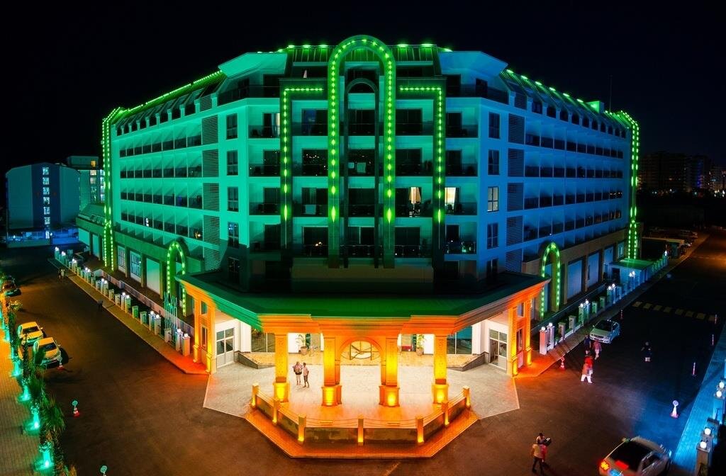The Lumos Deluxe Resort Hotel & Spa