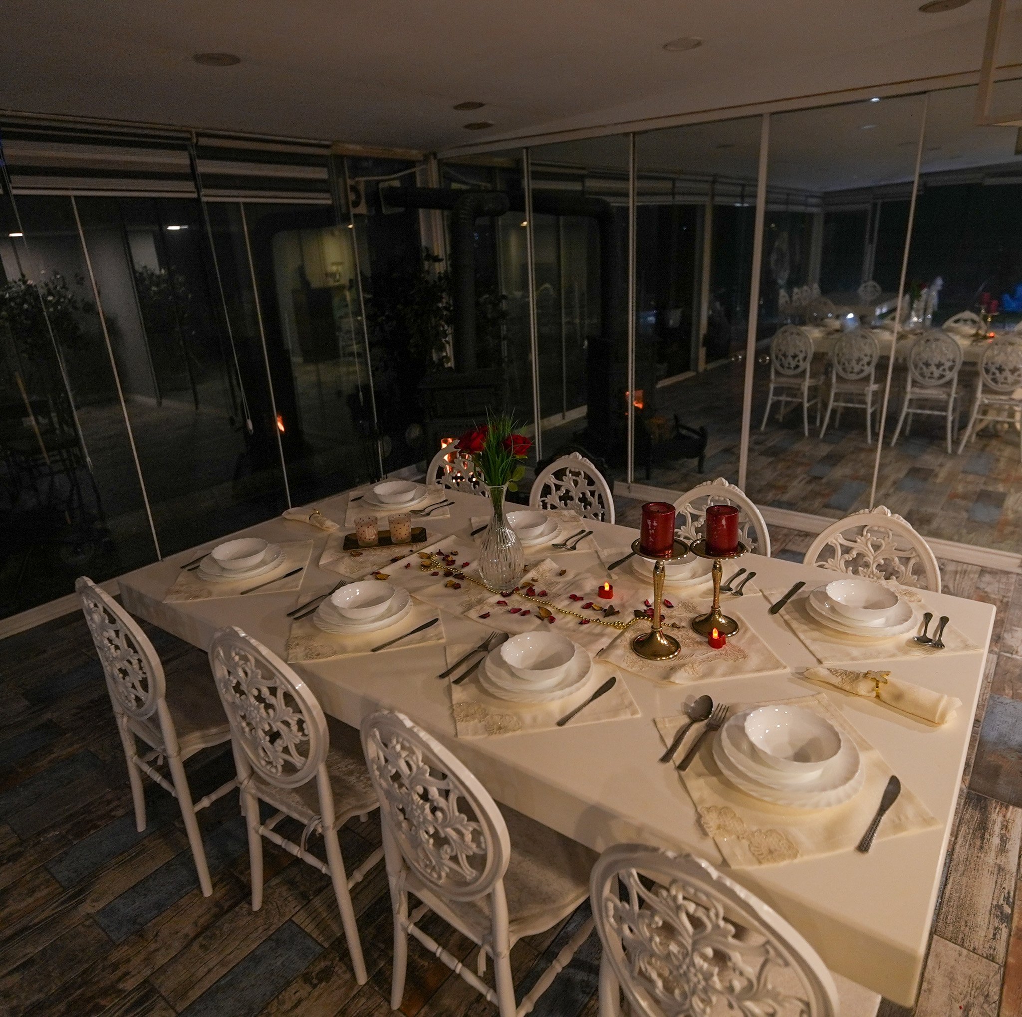 Yeşil Panjurlu Villa · 49