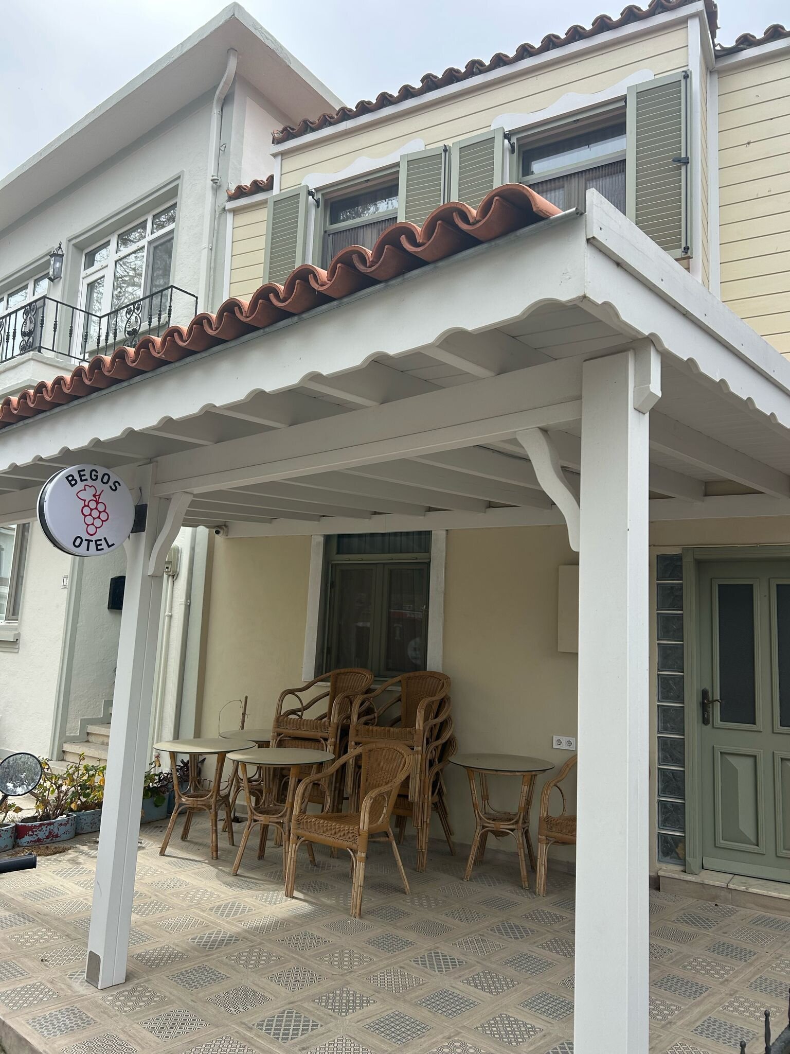 Begos Otel