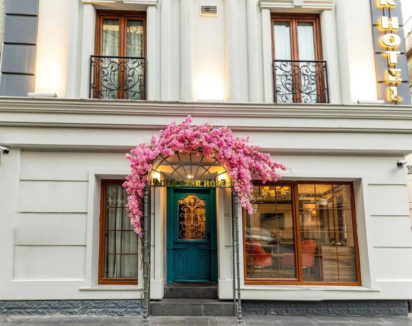 İnterstar Hotel