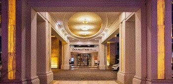Double Tree by Hilton Van · 44