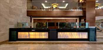 Double Tree by Hilton Van · 71