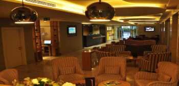 Wes Hotel · 33