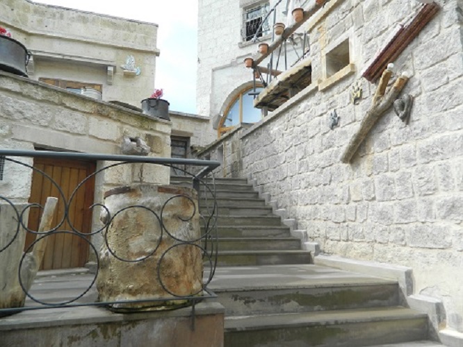Pigeon Hotel