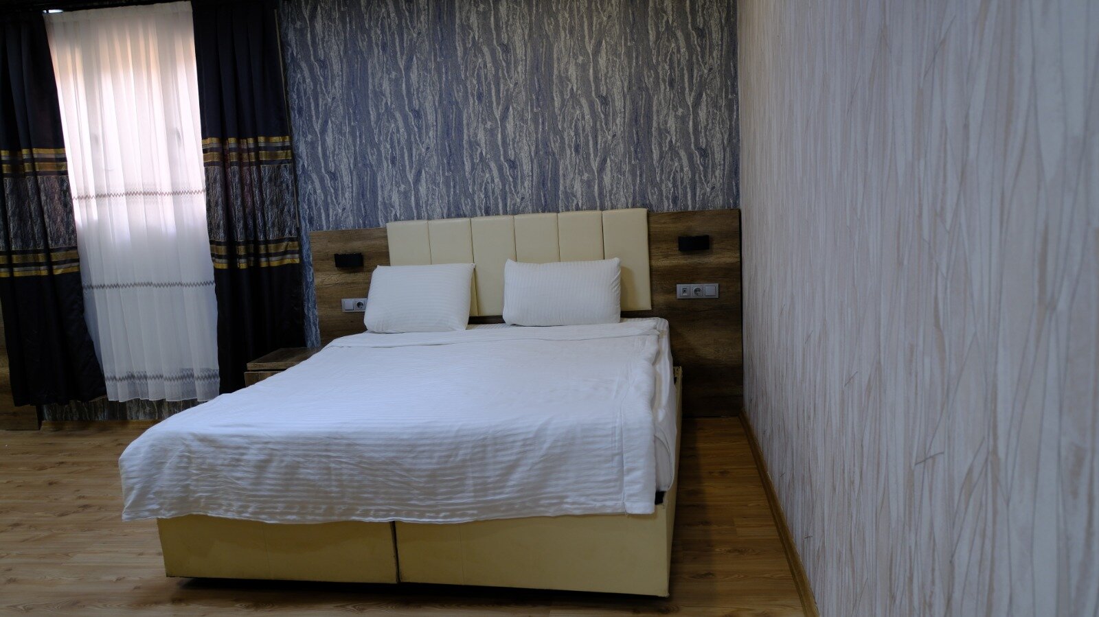 Single Room (1 Person)