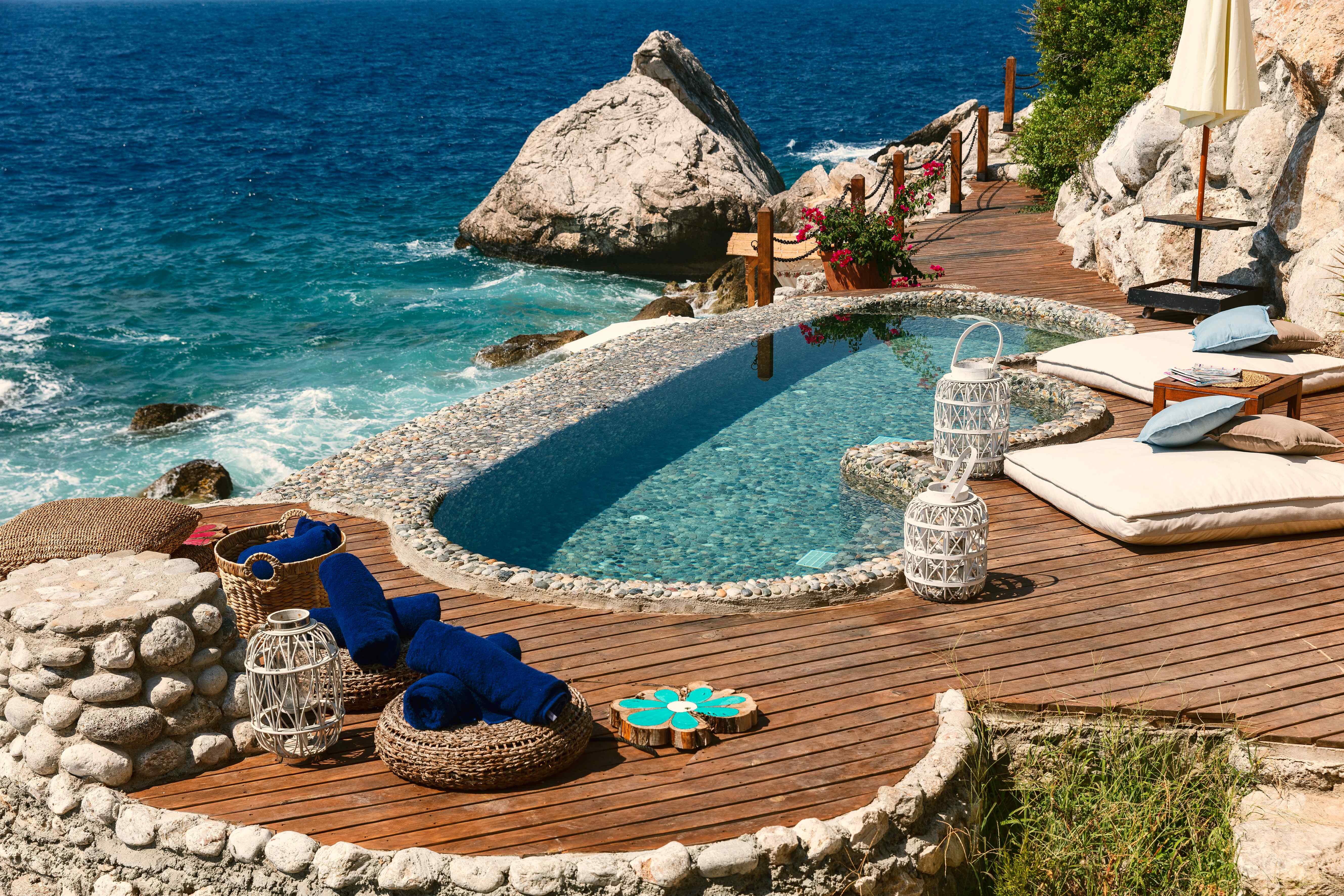 Nautical Hotel Rezervasyon
