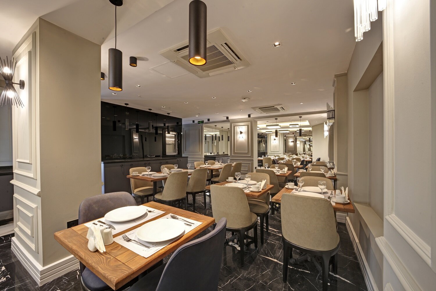 İstanbul Dora Hotel · 4
