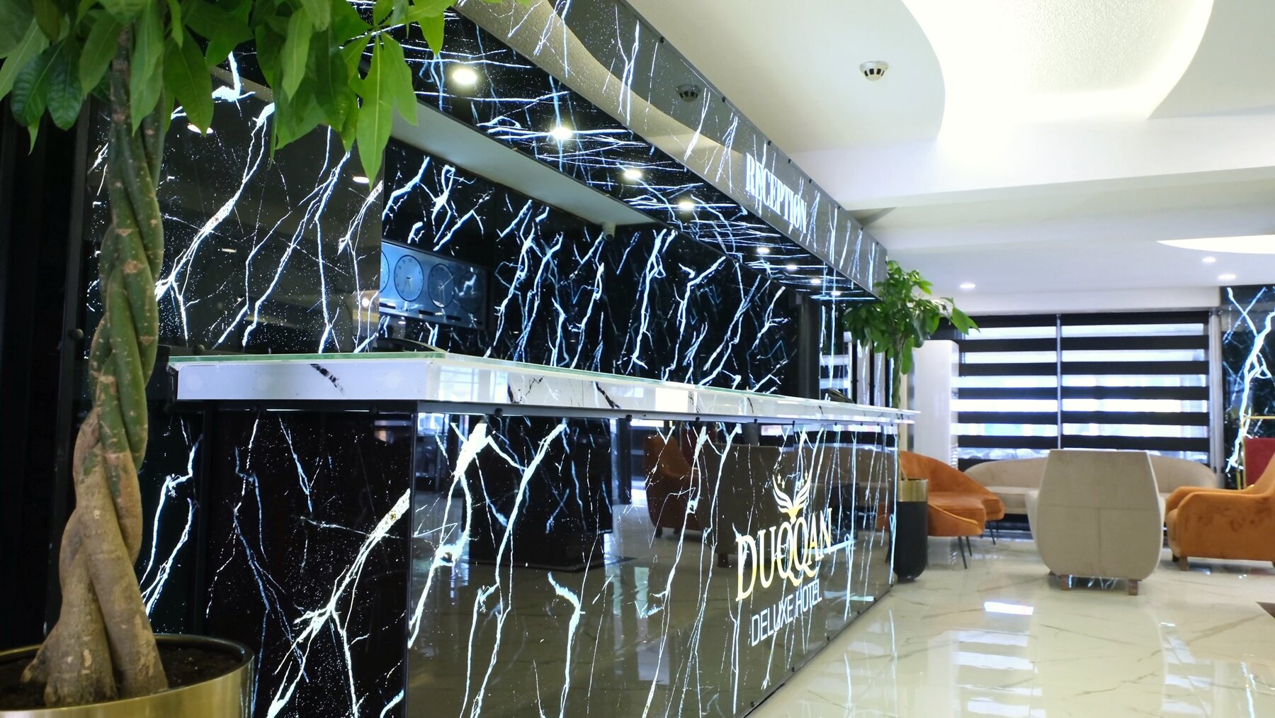 Duqqan Deluxe Hotel · 8
