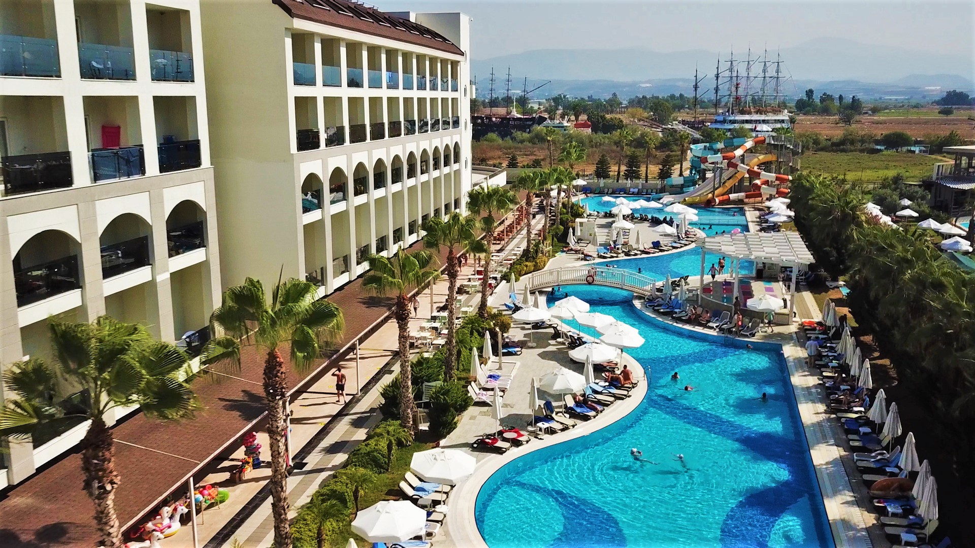 Lrs Port River Hotel & Spa