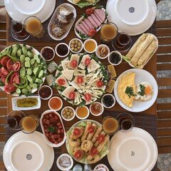 Parli Hotel Rezervasyon