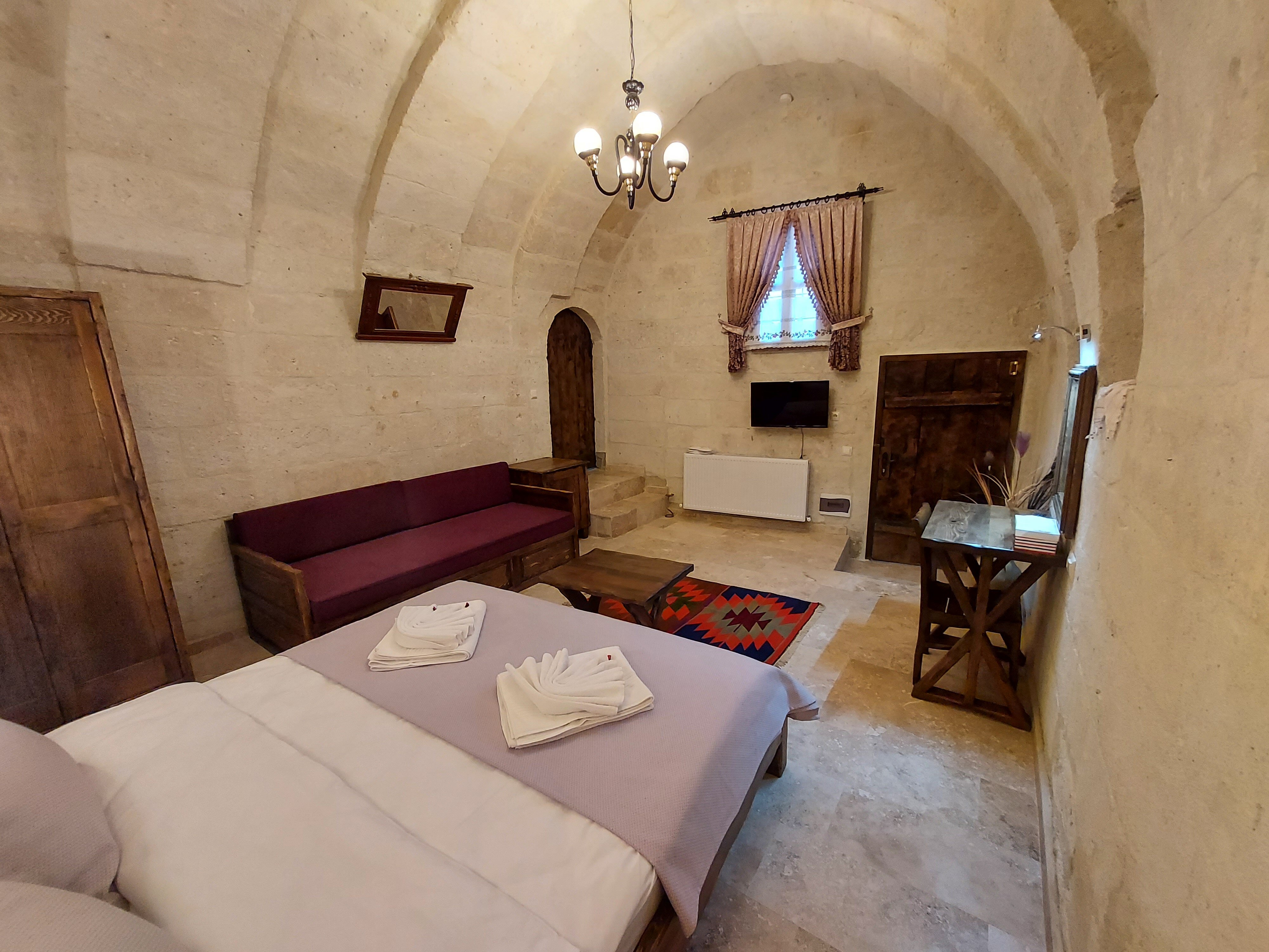 Armesos Cave Hotel · 24