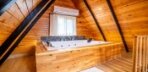 Jakuzili Deluxe Bungalov Görseli