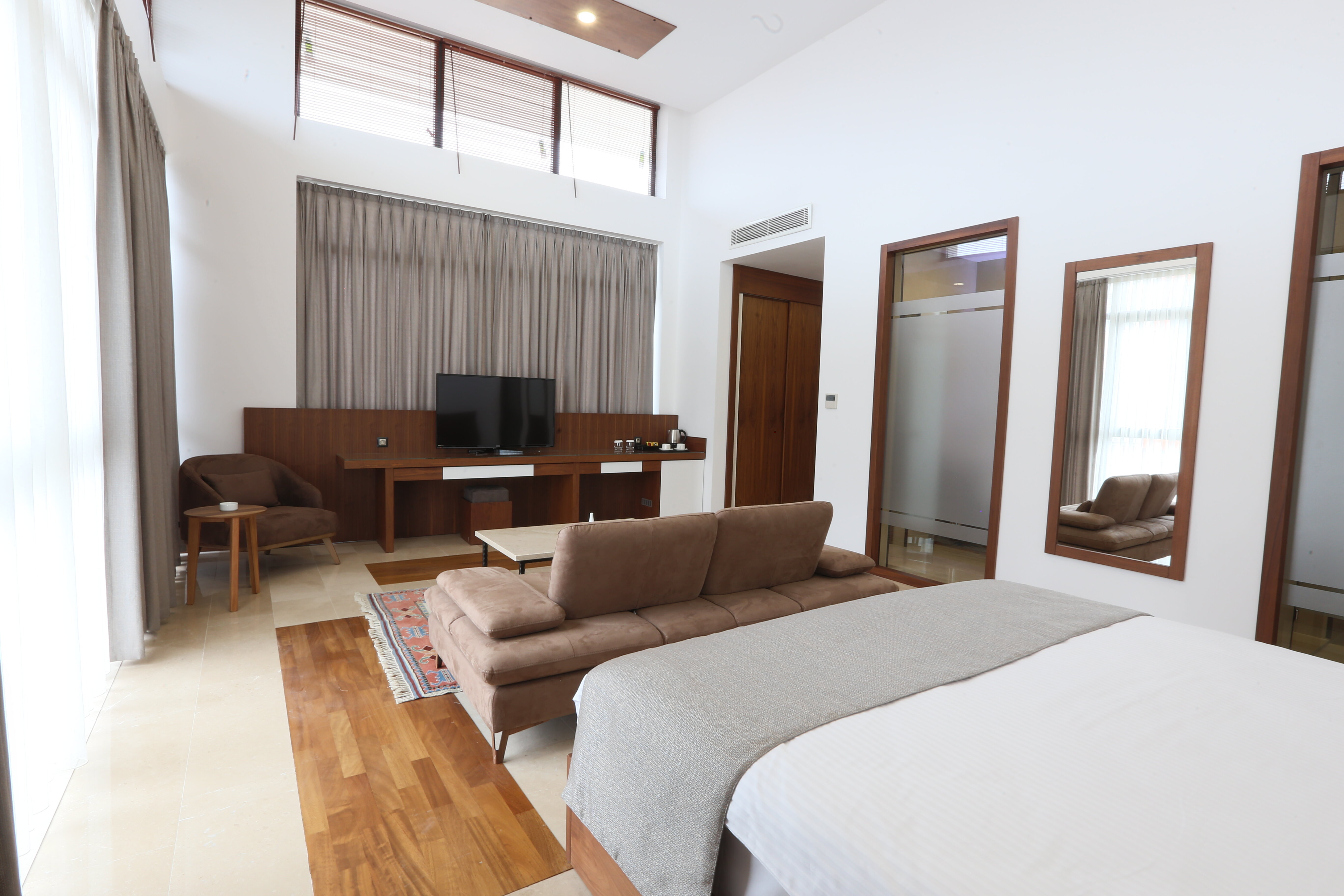 Carissa Otel