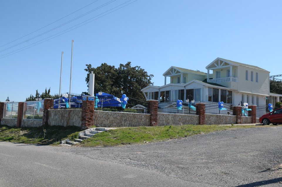 Yona Motel