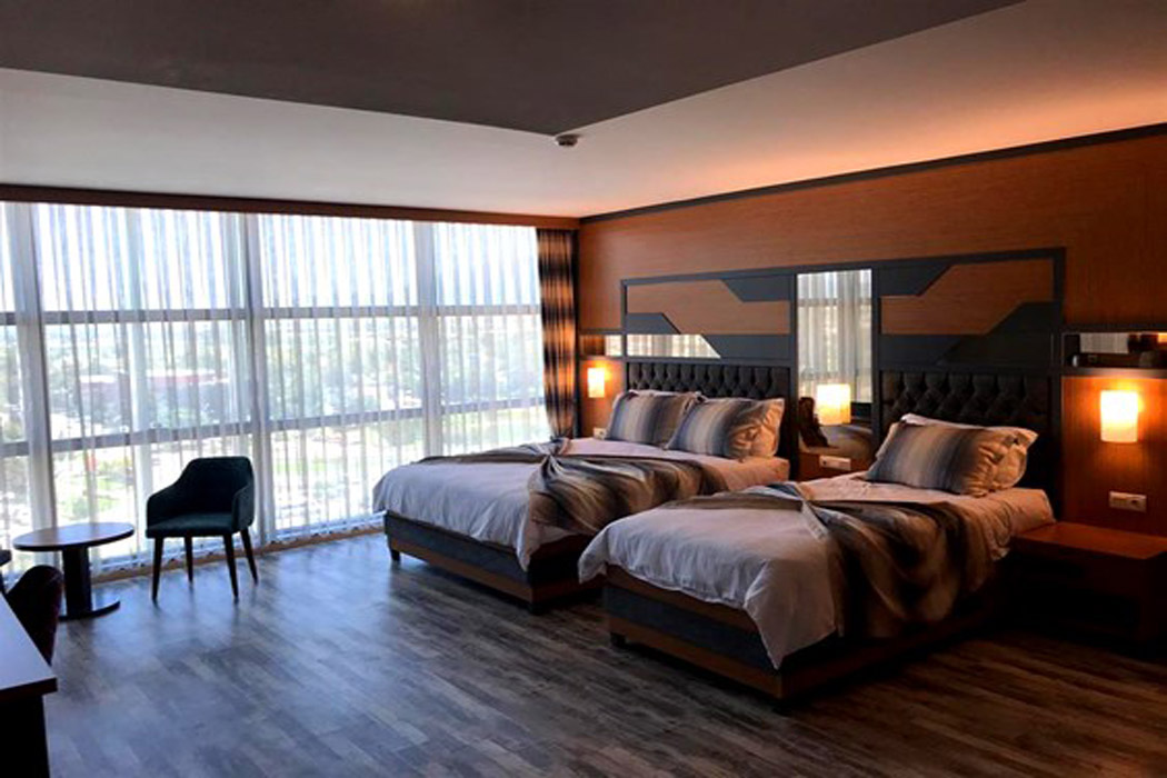 Deluxe Room (4 Person)