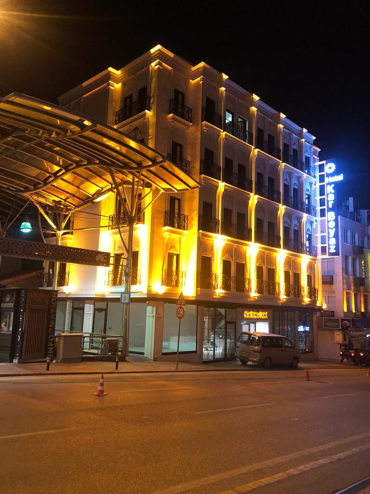Kar Beyaz Hotel · 5