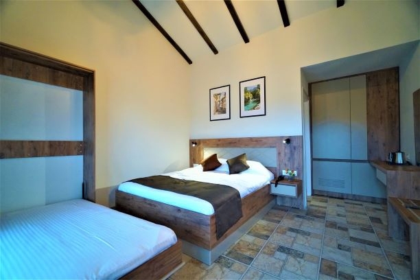 Milyos Hotel