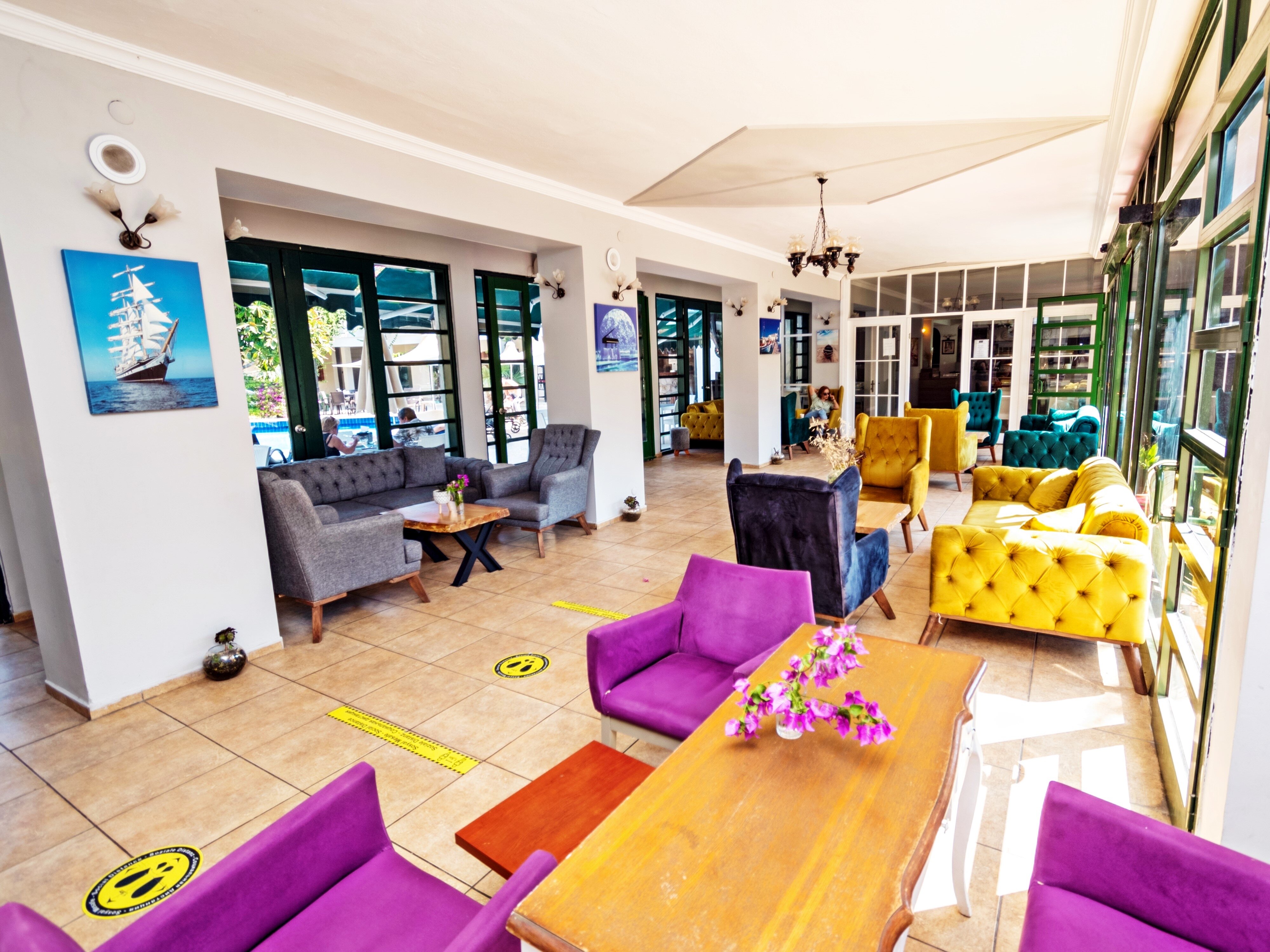 Hotel Bleu Nuit