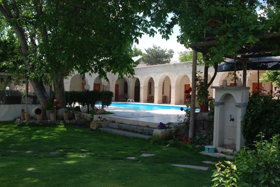 Melis Cave Hotel