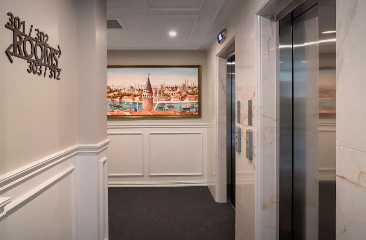 Royan Hagia Sophia Radisson İndividuals