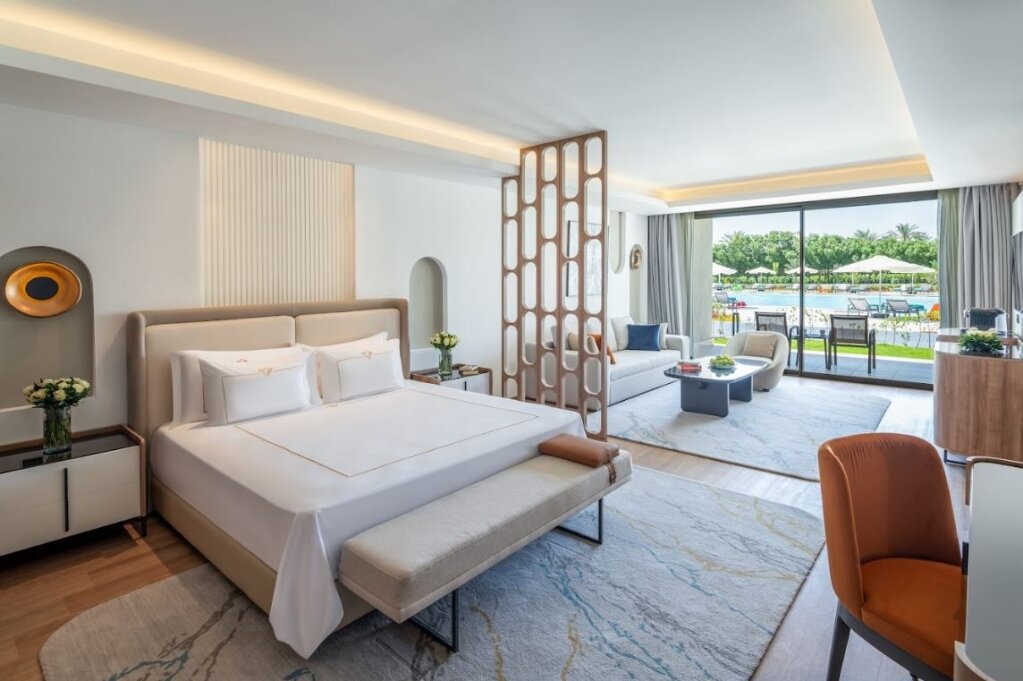 Rixos Premium Magawish Bay View · 6