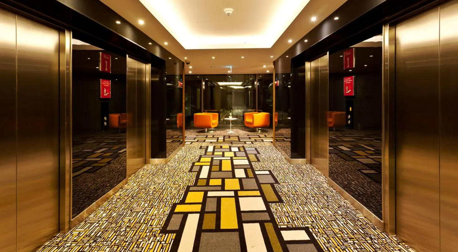 Crowne Plaza İstanbul Harbiye · 60