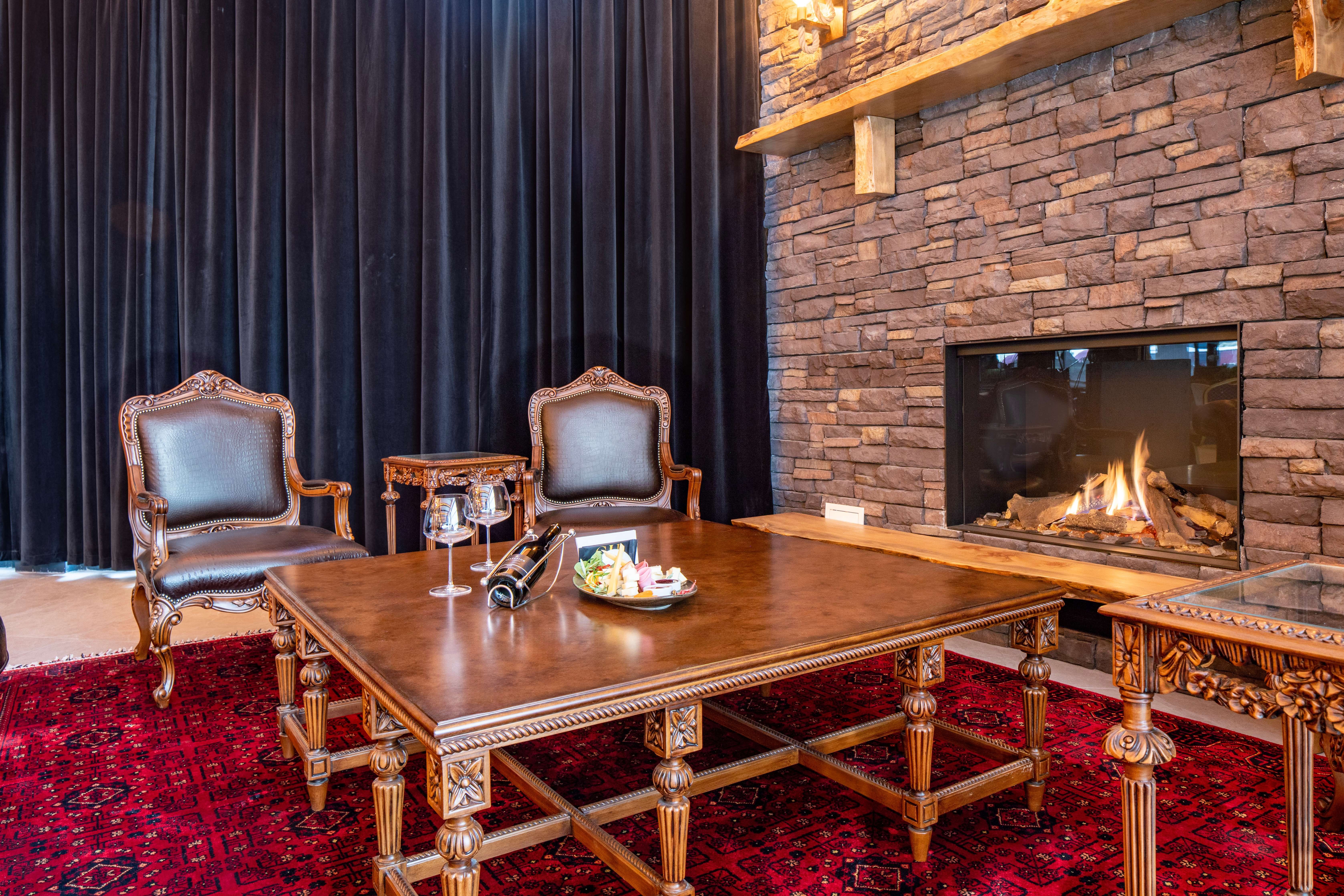 Grand Harilton Hotel · 72