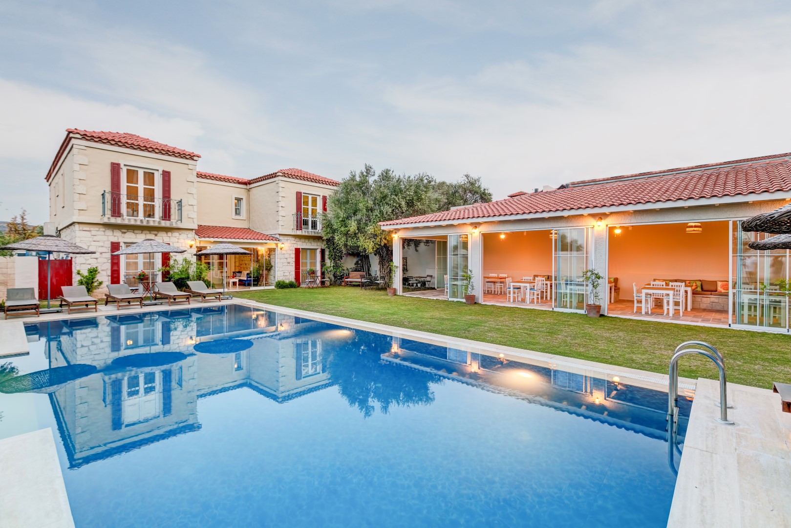 Fora Konak Alaçatı