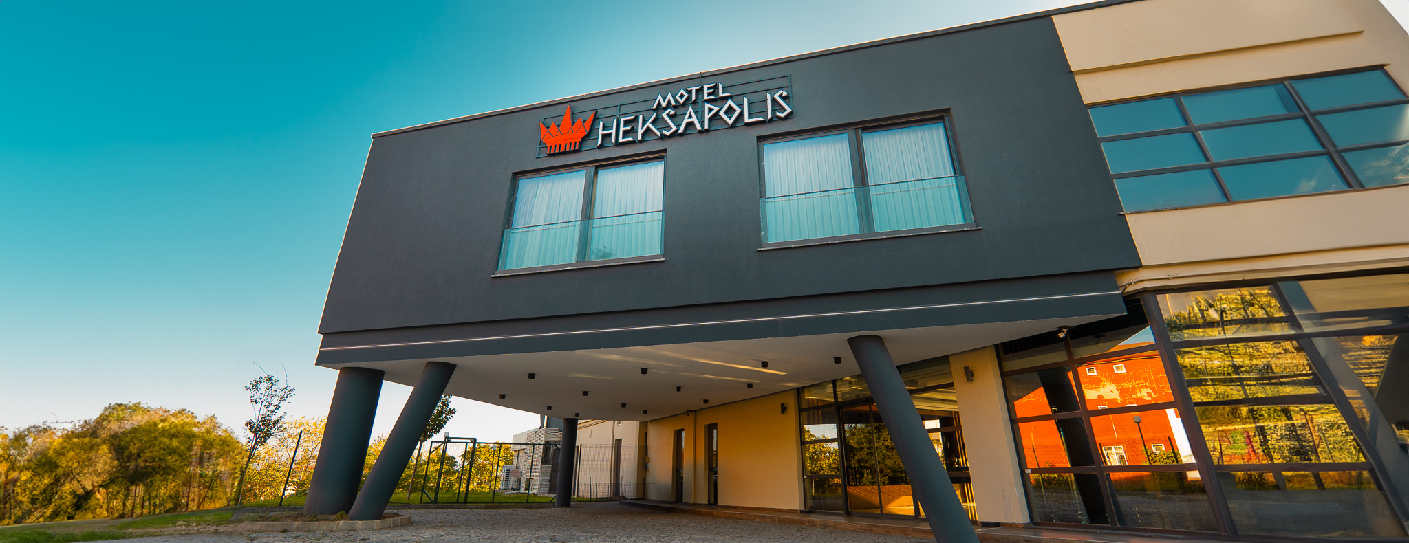 Motel Heksapolis