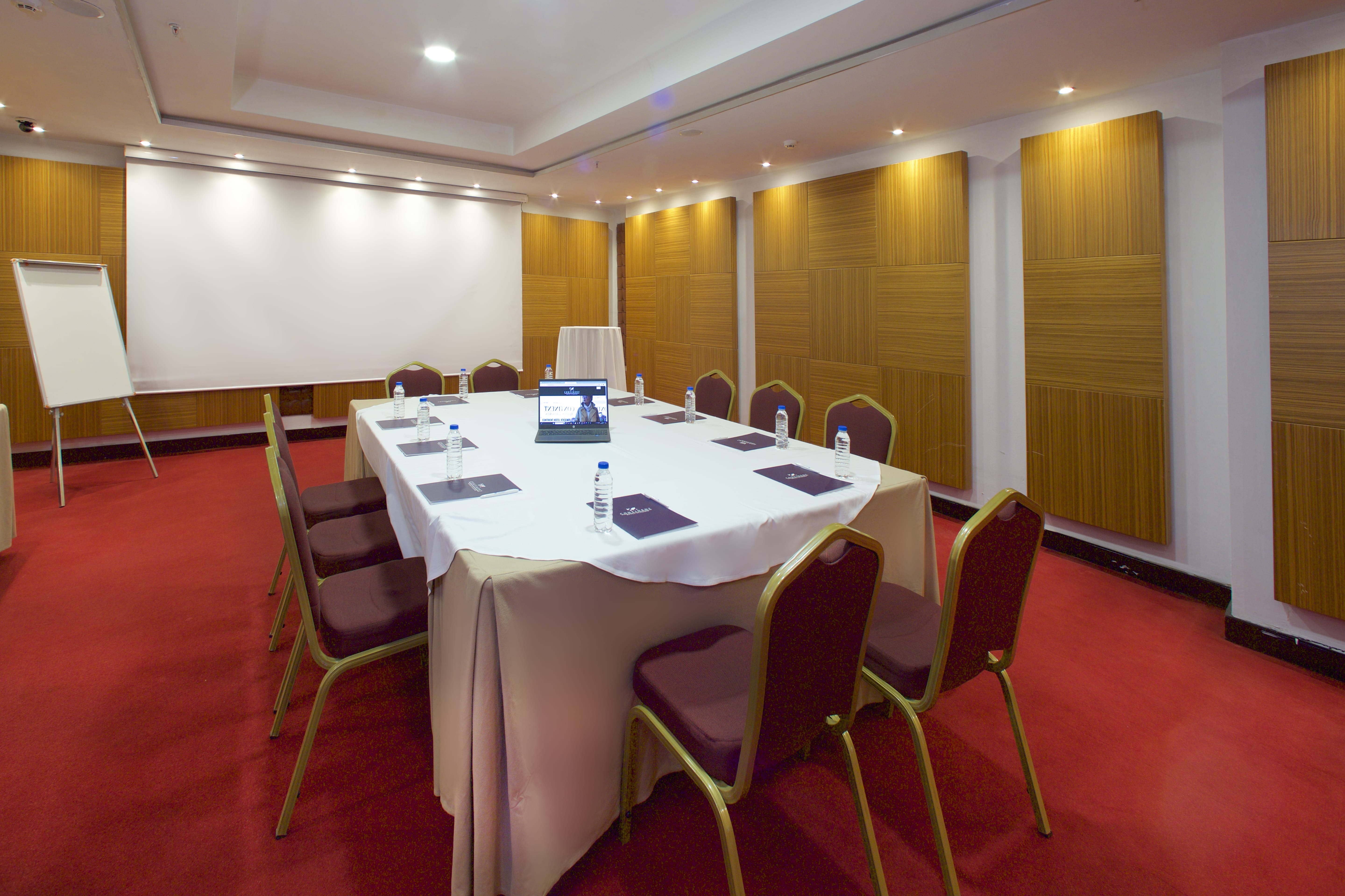 The Hera Platinum Hotel